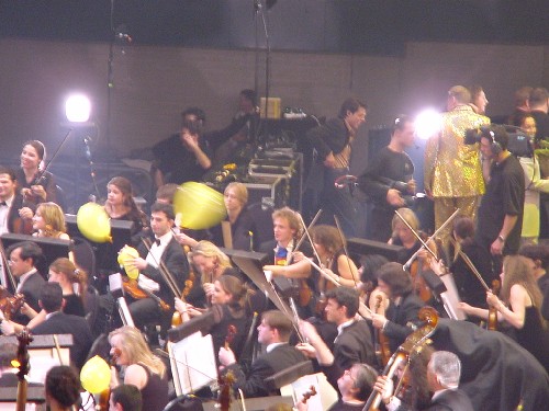 Kasim Sulton at The Night Of The Proms, Rotterdam - 11/24/01