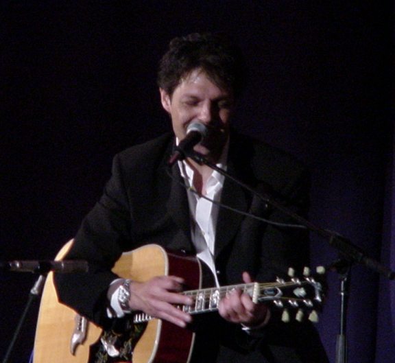 Kasim Sulton at The Little Theatre, Rochester - 8/24/01